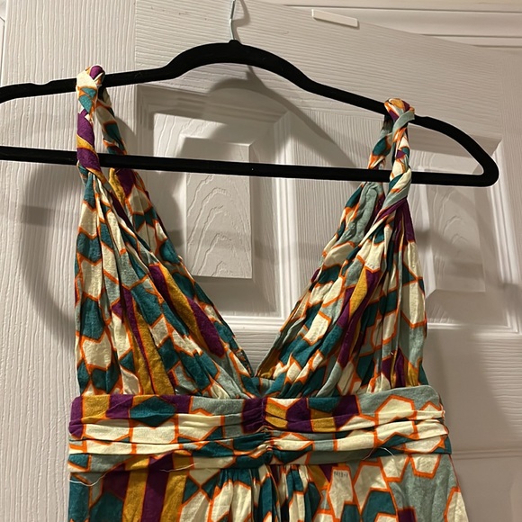 Top - Picture 2 of 2